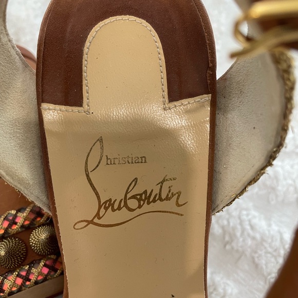 Authentic Christian Louboutin shoes - Picture 4 of 5